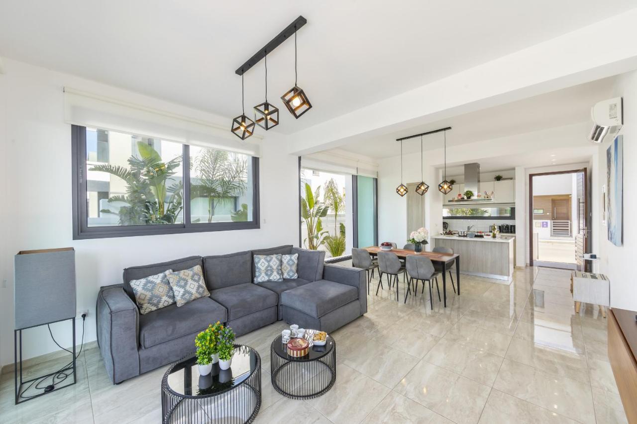 Pernera Beach Villa Protaras Extérieur photo